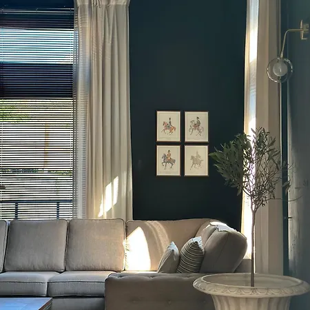 Maison Comtale Rochefort