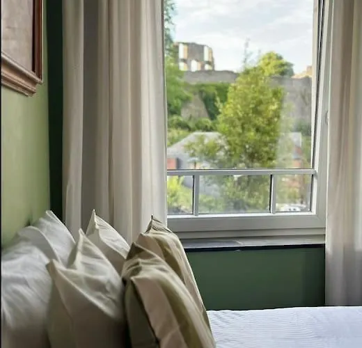 Maison Comtale Hébergement de vacances *