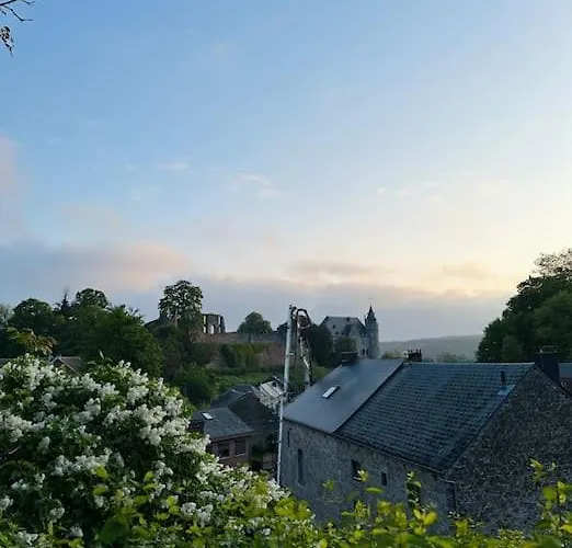 Maison Comtale Hébergement de vacances Rochefort