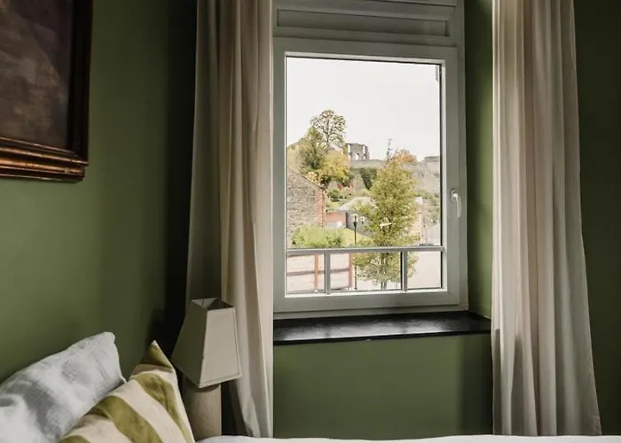 Maison Comtale Hébergement de vacances Rochefort