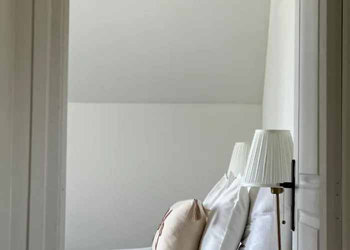 Hébergement de vacances Maison Comtale Rochefort