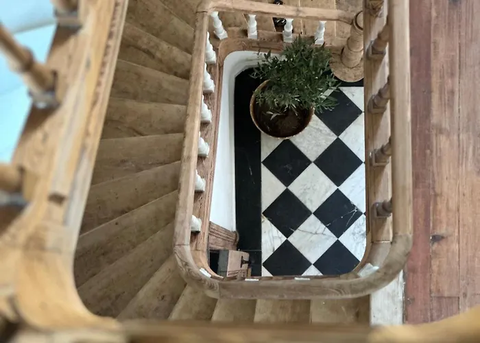 Maison Comtale Hébergement de vacances *